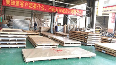 點(diǎn)贊裝飾生產(chǎn)實(shí)力深厚，滿足您的定制需求